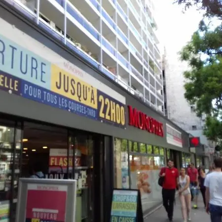 Apartament Paris-alesia Super 2 Pieces De 39m2 - Tres Cosy Pour 1 - 5 Personnes Totalement Refait A Neuf -entire Luxurious And Warm -paris Alesia 14eme - Proche Aeroport Paris-orly - Parc Des Expositions Porte De Versailles Free Wifi Gratu