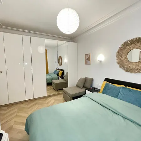 Apartament Paris-alesia Super 2 Pieces De 39m2 - Tres Cosy Pour 1 - 5 Personnes Totalement Refait A Neuf -entire Luxurious And Warm -paris Alesia 14eme - Proche Aeroport Paris-orly - Parc Des Expositions Porte De Versailles Free Wifi Gratu Paryż