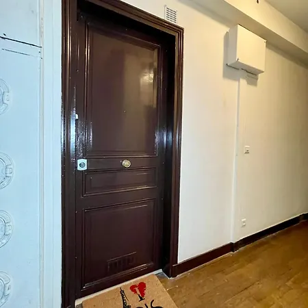 Apartament Paris-alesia Super 2 Pieces De 39m2 - Tres Cosy Pour 1 - 5 Personnes Totalement Refait A Neuf -entire Luxurious And Warm -paris Alesia 14eme - Proche Aeroport Paris-orly - Parc Des Expositions Porte De Versailles Free Wifi Gratu Paryż
