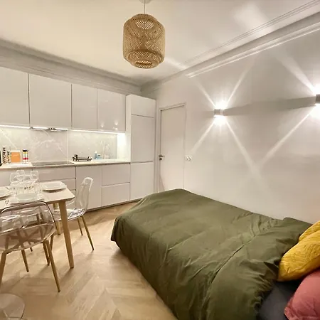 Paris-alesia Super 2 Pieces De 39m2 - Tres Cosy Pour 1 - 5 Personnes Totalement Refait A Neuf -entire Luxurious And Warm -paris Alesia 14eme - Proche Aeroport Paris-orly - Parc Des Expositions Porte De Versailles Free Wifi Gratu Apartament Paryż