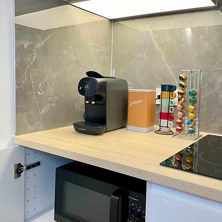 Lejlighed Paris-alesia Super 2 Pieces De 39m2 - Tres Cosy Pour 1 - 5 Personnes Totalement Refait A Neuf -entire Luxurious And Warm -paris Alesia 14eme - Proche Aeroport Paris-orly - Parc Des Expositions Porte De Versailles Free Wifi Gratu Paris