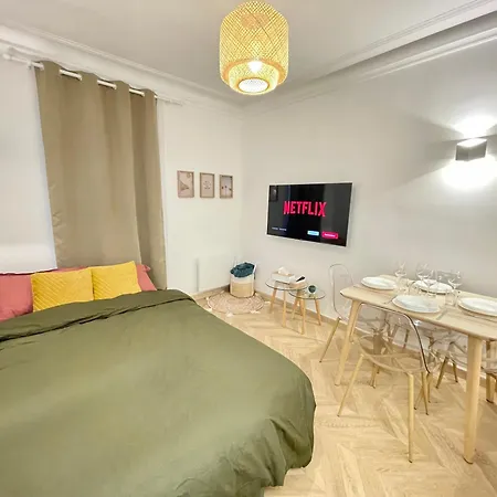Paris-alesia Super 2 Pieces De 39m2 - Tres Cosy Pour 1 - 5 Personnes Totalement Refait A Neuf -entire Luxurious And Warm -paris Alesia 14eme - Proche Aeroport Paris-orly - Parc Des Expositions Porte De Versailles Free Wifi Gratu Paris